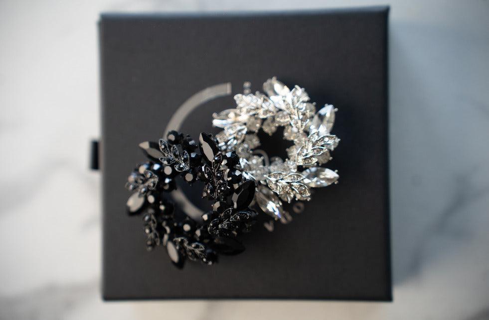 BROCHE COURONNE DE FLEURS